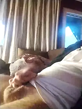 tomee83 online show from 11.30.25