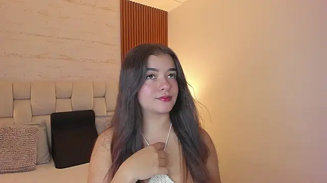 Snapshot of SophiaWylde chatting on 01.29.25 SophiaWylde online show from 01.29.25