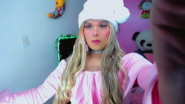 SweetKim21 online show from 12.14.25