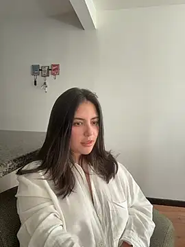 Snapshot of sukhakunis1 chatting on 07.16.26 sukhakunis1 online show from 07.16.26