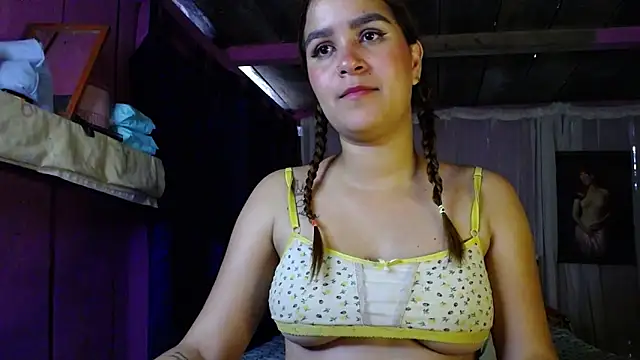 ZoeKuipers13 online show from 01.31.25