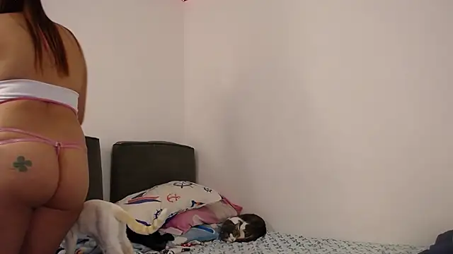 ZoeKuipers13 online show from 03.02.25