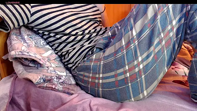 Snapshot of Perversdemlni chatting on 02.22.25 Perversdemlni online show from 02.22.25