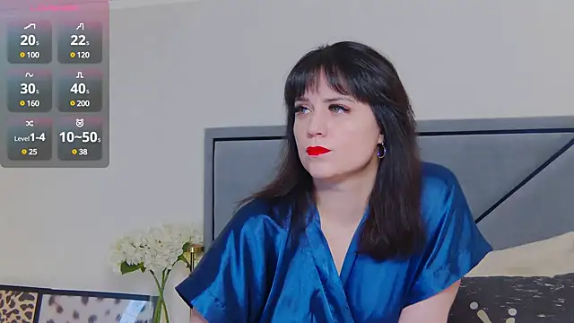 BellaHillss online show from 02.01.25