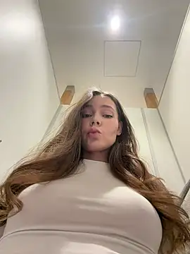 Snapshot of nicole111 chatting on 02.08.26 nicole111 online show from 02.08.26