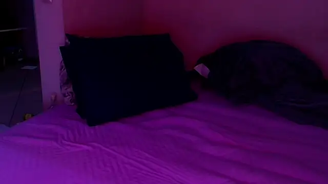 Snapshot of baphomet_from_ice chatting on 10.08.25 baphomet from ice online show from 10.08.25