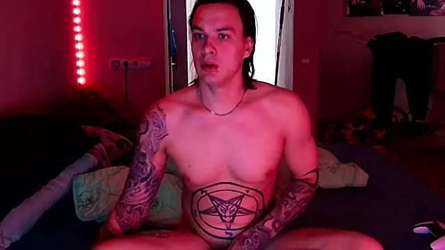 Snapshot of baphomet_from_ice chatting on 03.24.26 baphomet from ice online show from 03.24.26