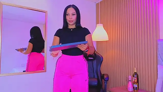 Dakota diaz  online show from 05.04.26