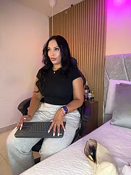 Dakota diaz  online show from 06.10.26