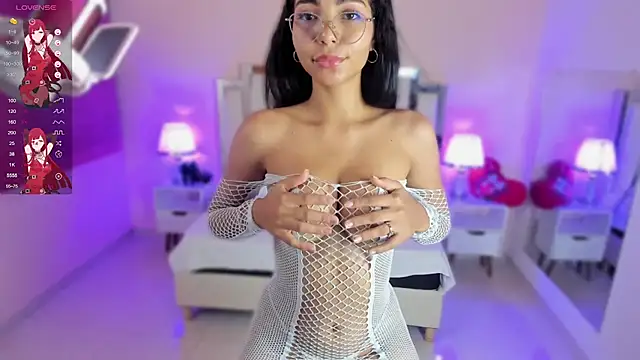 lauramartin1 online show from 03.16.25