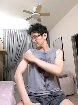 Snapshot of ori6 chatting on 09.10.25 ori6 online show from 09.10.25