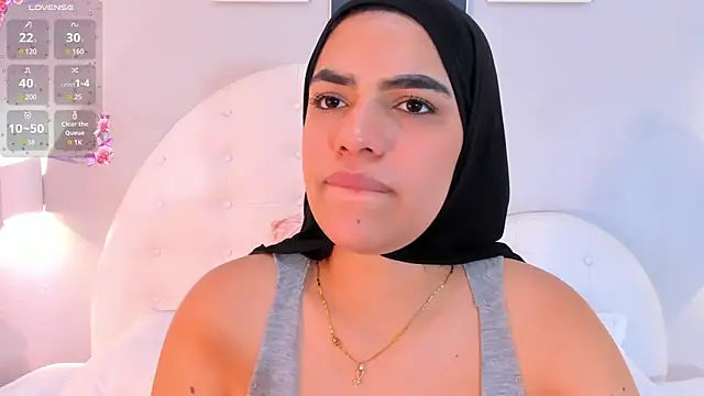 Umarani  online show from 03.14.25