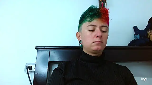 tomboyblue online show from 02.16.25