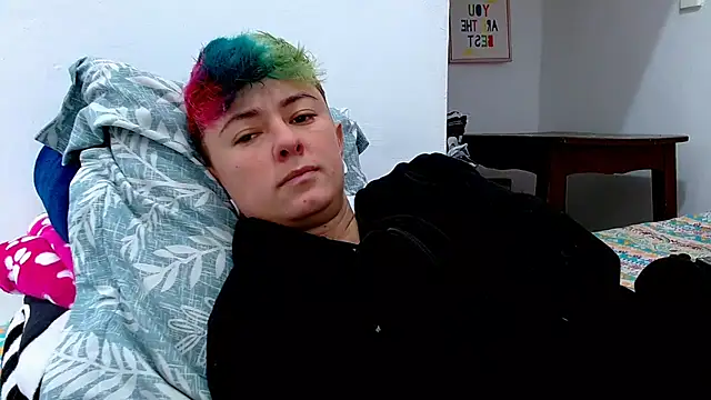 tomboyblue online show from 10.08.25