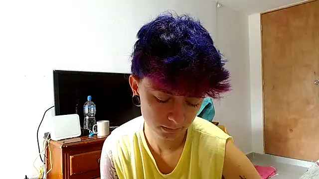 tomboyblue online show from 05.08.26