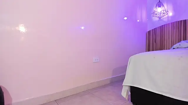 Snapshot of Ary1_ chatting on 03.09.25 Ary1 online show from 03.09.25