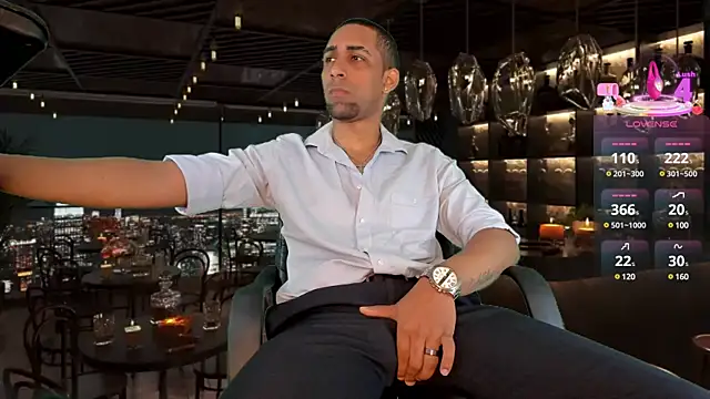 Snapshot of Paolo_johnson chatting on 03.18.25 Paolo johnson online show from 03.18.25