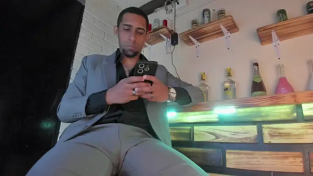 Snapshot of Paolo_johnson chatting on 09.20.25 Paolo johnson online show from 09.20.25