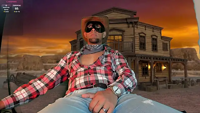 Snapshot of Paolo_johnson chatting on 10.31.25 Paolo johnson online show from 10.31.25