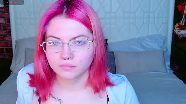 Lisa Adam online show from 02.25.25