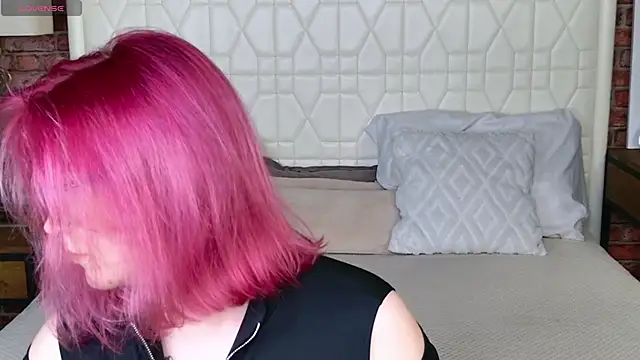 Lisa Adam online show from 09.11.25