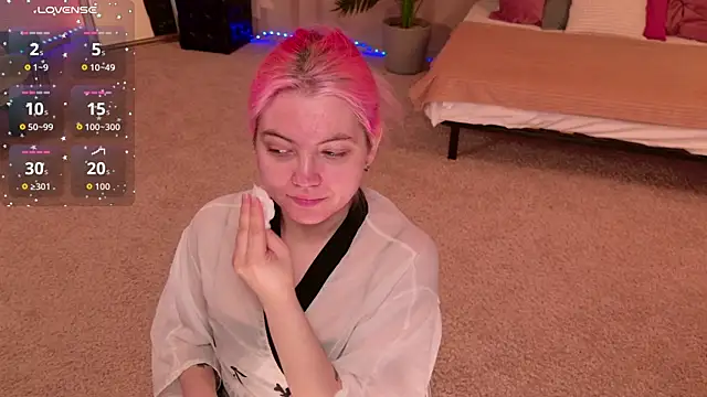 Snapshot of Lisa_Adam chatting on 07.22.26 Lisa Adam online show from 07.22.26