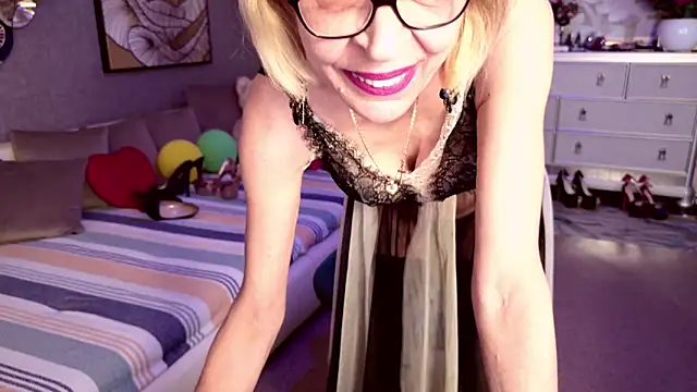 HornyMilf 555 online show from 04.23.26