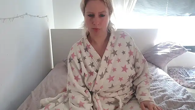 MariaValentine online show from 03.15.26