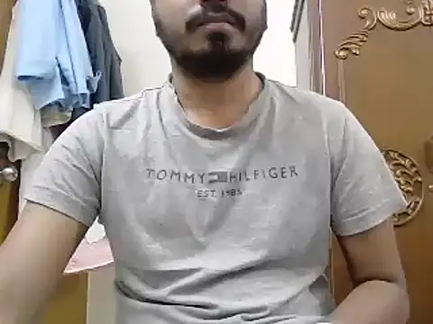Snapshot of desiboyasif chatting on 10.19.25 desiboyasif online show from 10.19.25