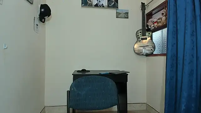 Snapshot of Ares_Johnson chatting on 03.11.25 Ares Johnson online show from 03.11.25