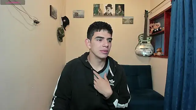 Snapshot of Ares_Johnson chatting on 03.19.25 Ares Johnson online show from 03.19.25