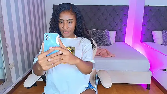 rebeca cortez  online show from 01.09.25