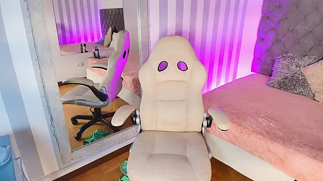 rebeca cortez  online show from 01.12.25