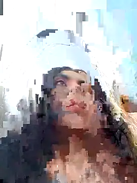 Snapshot of Mazikeen-- chatting on 02.20.25 Mazikeen-- online show from 02.20.25