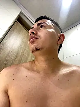 DanielGomez9 online show from 12.02.24