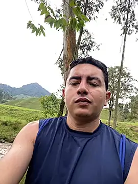 DanielGomez9 online show from 02.23.25