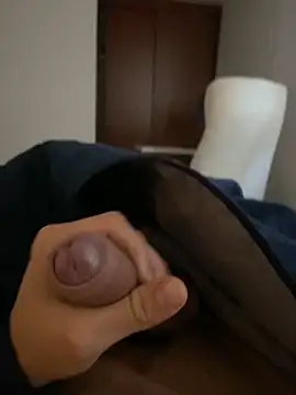 DanielGomez9 online show from 03.03.25