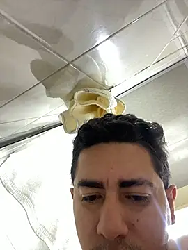 DanielGomez9 online show from 03.17.25