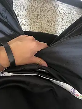 Snapshot of DanielGomez9 chatting on 02.12.26 DanielGomez9 online show from 02.12.26