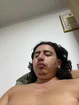 Snapshot of DanielGomez9 chatting on 03.08.26 DanielGomez9 online show from 03.08.26