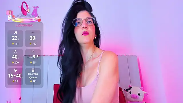 caro lyne  online show from 06.07.26