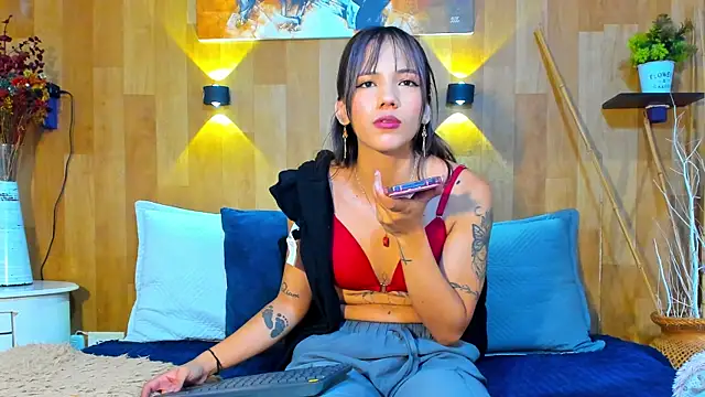 marianaa90 online show from 04.30.26