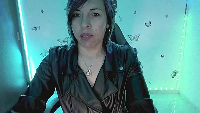 Lady breaks hearts online show from 02.28.26