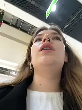 Holy Tereza online show from 12.18.24