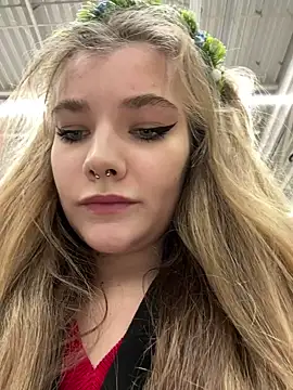 Holy Tereza online show from 12.22.24