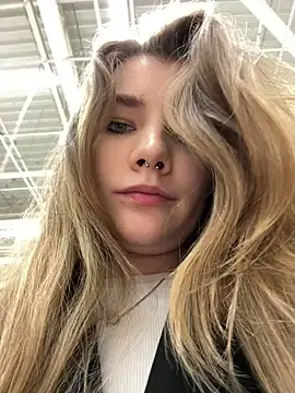 Holy Tereza online show from 01.03.25