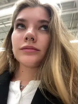 Holy Tereza online show from 02.26.25