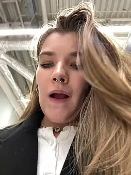 Holy Tereza online show from 03.11.25