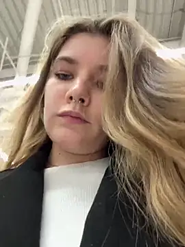 Holy Tereza online show from 03.14.25