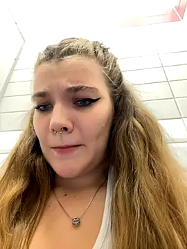 Holy Tereza online show from 10.03.25